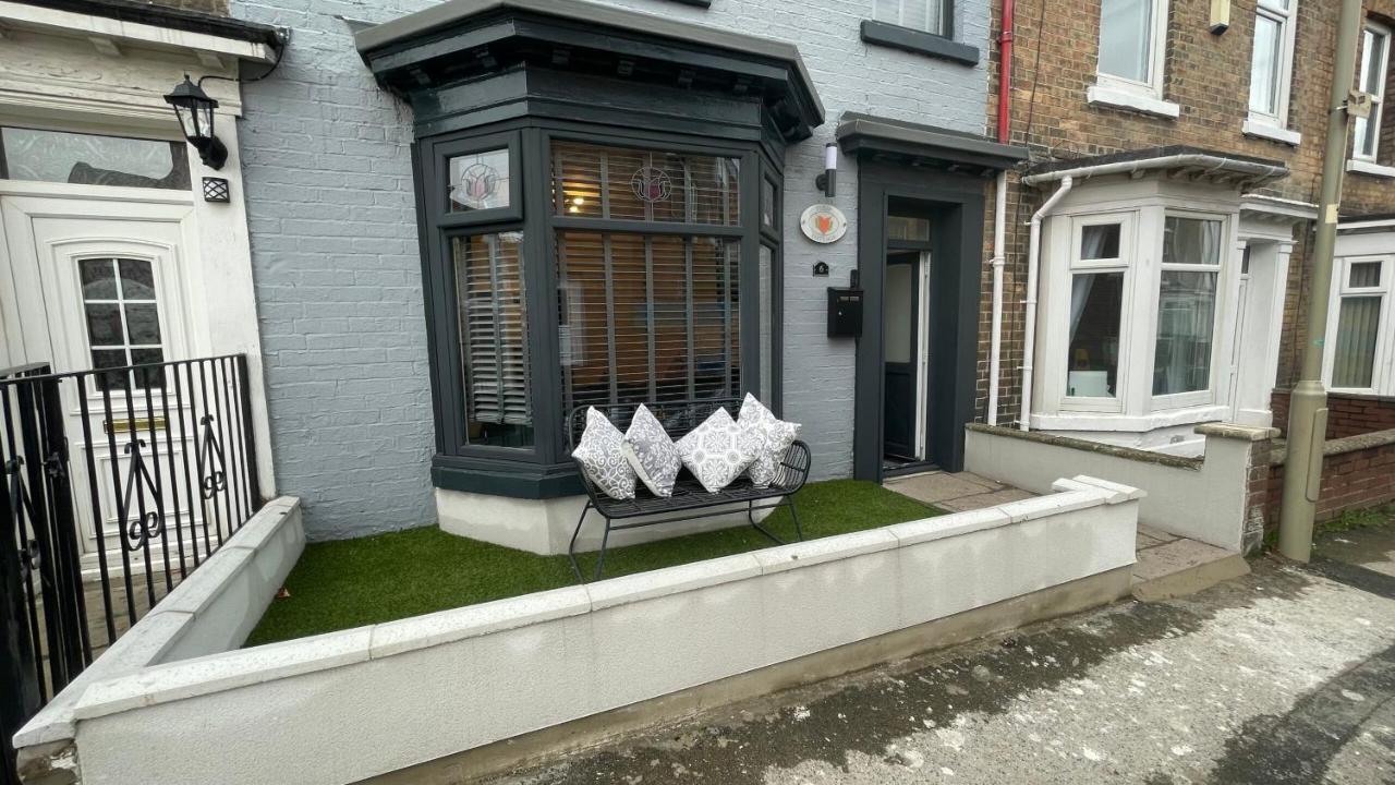 House Located Centrally For Up To 8 Guests Scarborough Exterior photo