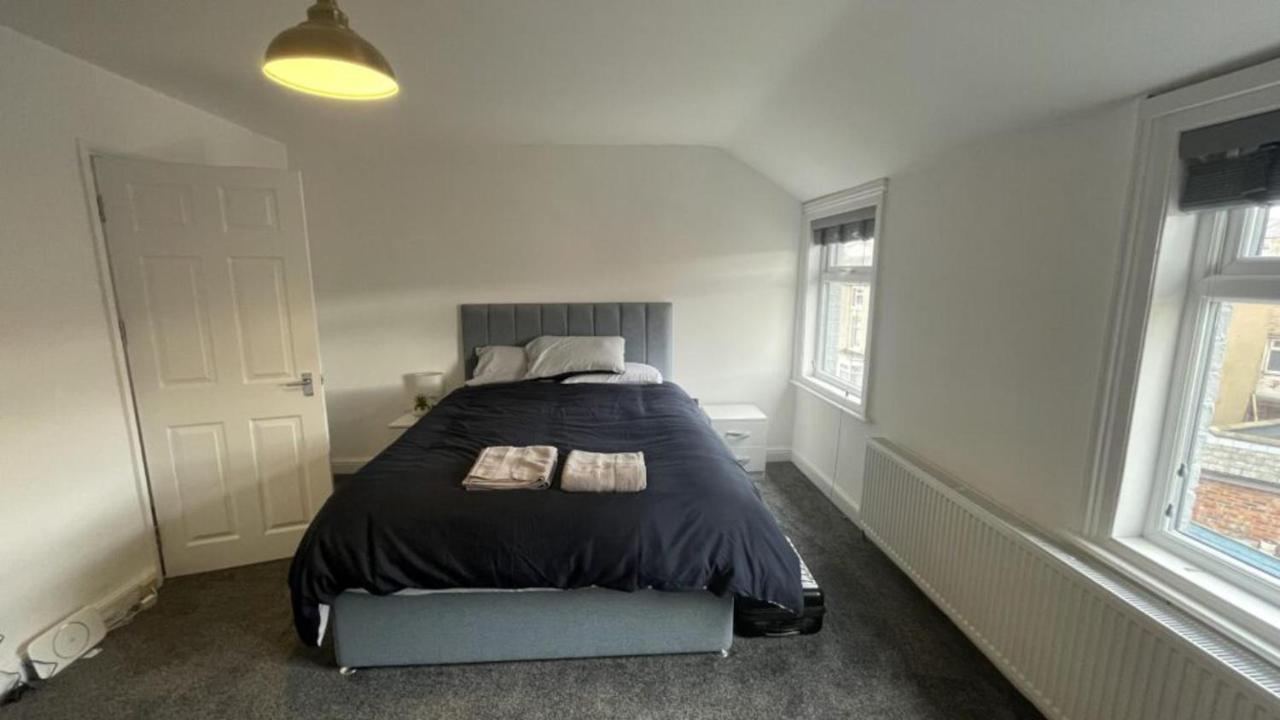House Located Centrally For Up To 8 Guests Scarborough Exterior photo